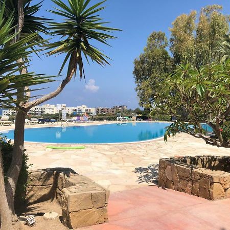 Kings Palace - Fabulous Pool-Side 2 Bed Apartment Paphos Exterior foto