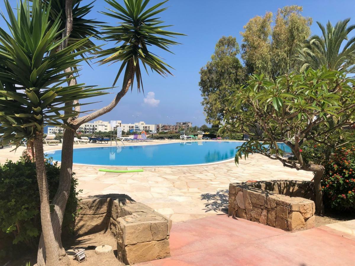 Kings Palace - Fabulous Pool-Side 2 Bed Apartment Paphos Exterior foto